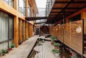 北京邂逅花海山歌民宿